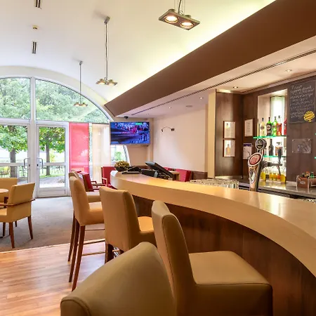 Castrum Hotel